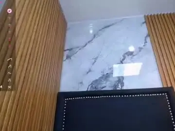 Noraloux1  live sex cam