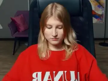 Shantiyagin  live sex cam