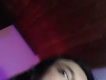 Bunnyemilyr0s33  live sex cam