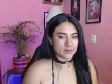 Bunnyemilyr0s33  live sex cam