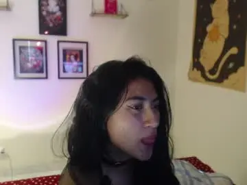 Bunnyemilyr0s33  live sex cam