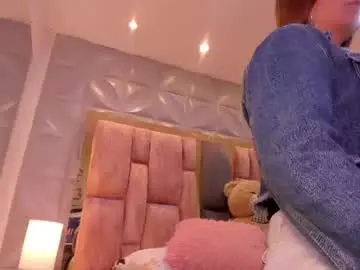 Charlotte_icee  live sex cam