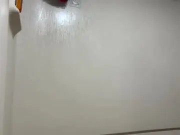 Em3rald9090  live sex cam