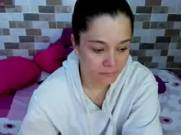 Jessica_robertss  live sex cam
