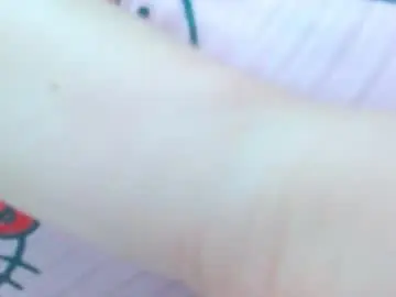 Juli_69  live sex cam