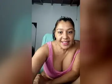 Kikamilf74  live sex cam