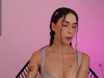 Lzzyink  live sex cam