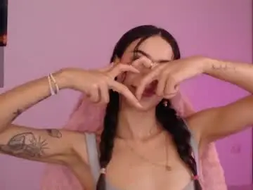 Lzzyink  live sex cam
