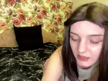 Reneayeager  live sex cam
