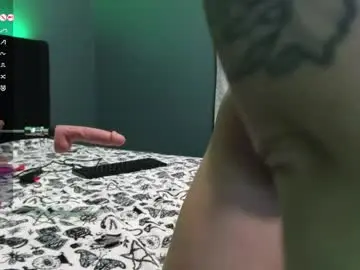 Sarahsteveson  live sex cam