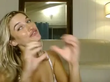 Sexyserenah  live sex cam