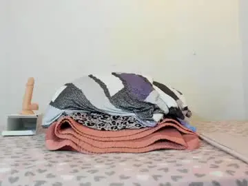 Valeryysweett15  live sex cam