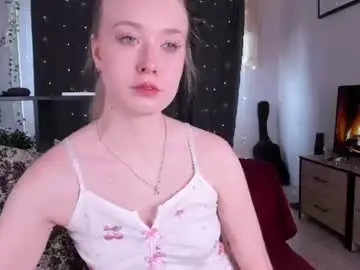 Amylouwood  live sex cam