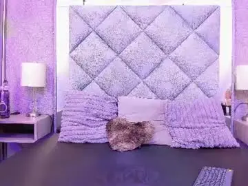 Arianathomson_  live sex cam
