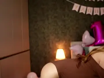 Auram00n  live sex cam