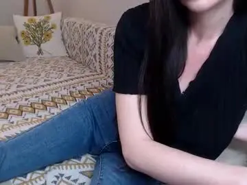 Cuteemouse  live sex cam