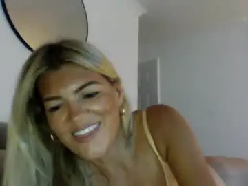 Jazzypink86  live sex cam