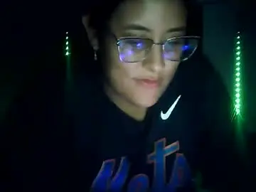 Ladyvelvet08  live sex cam