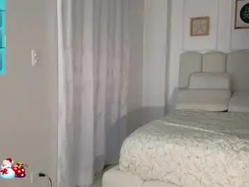 Milabritton1  live sex cam