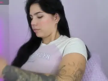 Natasha_su  live sex cam