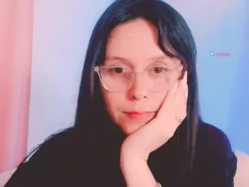 Nickieyummy  live sex cam