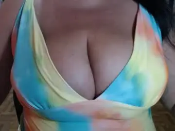 Pregnant4twins  live sex cam