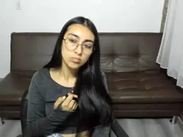 Queenbyte_18  live sex cam