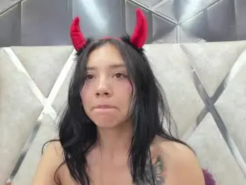 Agatta_adams  live sex cam