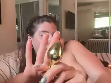 Aura_darling  live sex cam