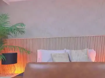 Carrie_gb  live sex cam