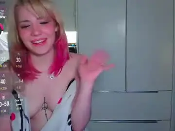 Cinnanmoe  live sex cam