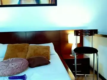 Crytalqueen_  live sex cam