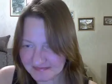 Helgacharming  live sex cam