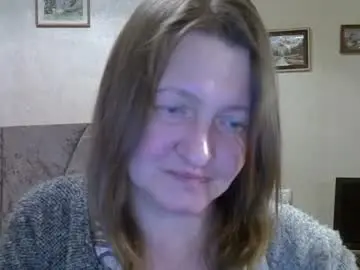 Helgacharming  live sex cam