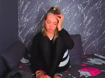 Iam_venus  live sex cam