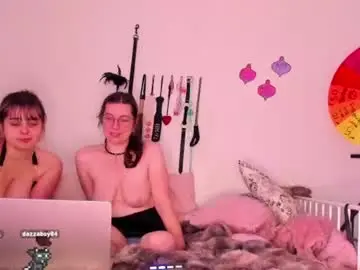 Isaxsab  live sex cam