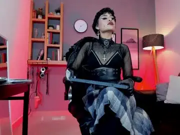 Madameee_xx  live sex cam