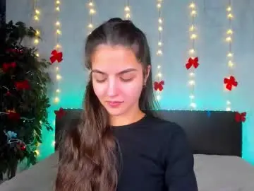 Milana_crystal_  live sex cam