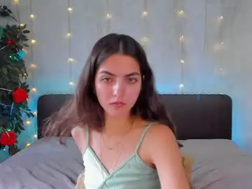 Milana_crystal_  live sex cam