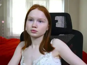 Nellie_baby  live sex cam