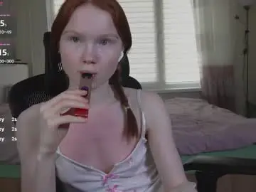 Nellie_baby  live sex cam