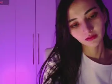 Niufrommacau  live sex cam