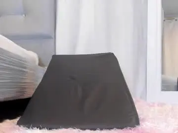 Nymphomania9599  live sex cam