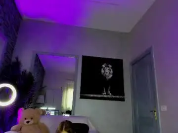 Reina_cummings  live sex cam