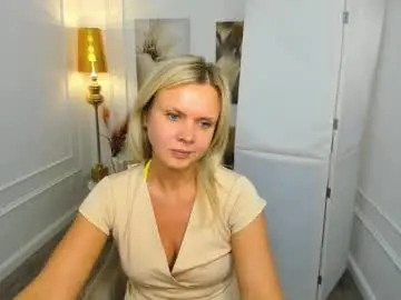 Agathaklouin  live sex cam