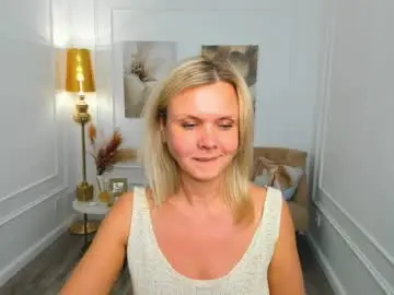 Agathaklouin  live sex cam