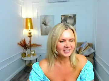 Agathaklouin  live sex cam