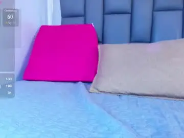 Amy__wats0n  live sex cam