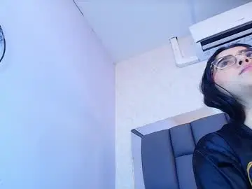 Amy__wats0n  live sex cam