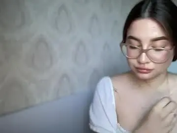 Cuteyaji  live sex cam